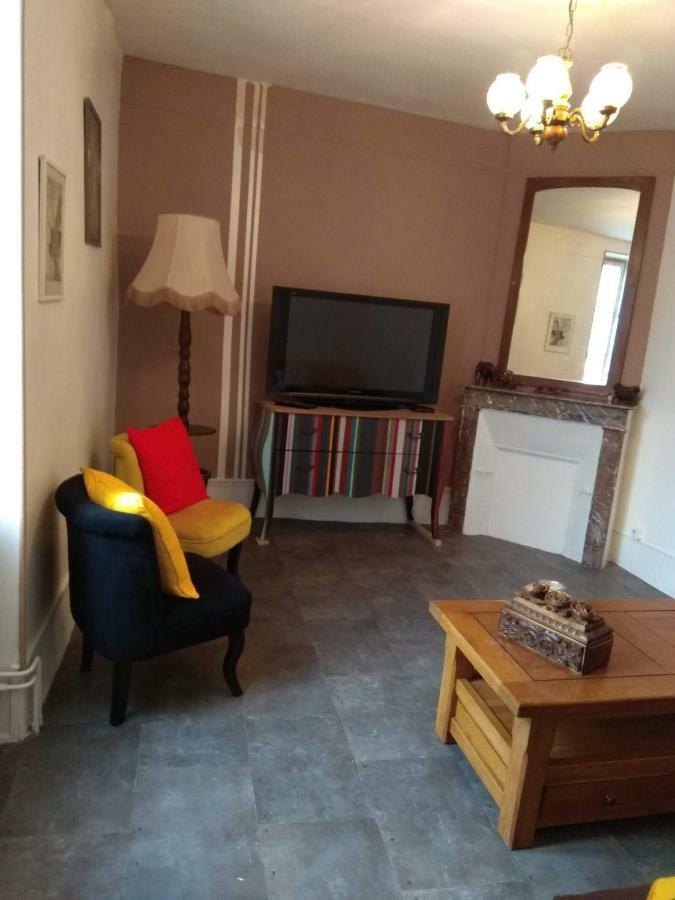 Jolie Maison De Potier Deux Rivieres Экстерьер фото